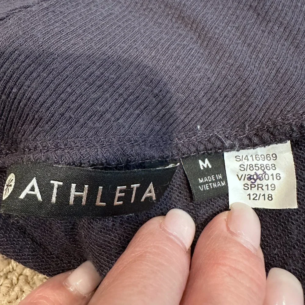 Athleta Sweatshirt Cardigan Nirvana Two Ways Purple Spring Night MEDIUM #416969